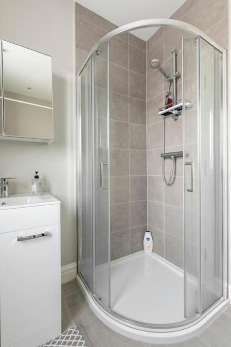 Апартаменты Dublin Jacuzzi Escape Экстерьер фото
